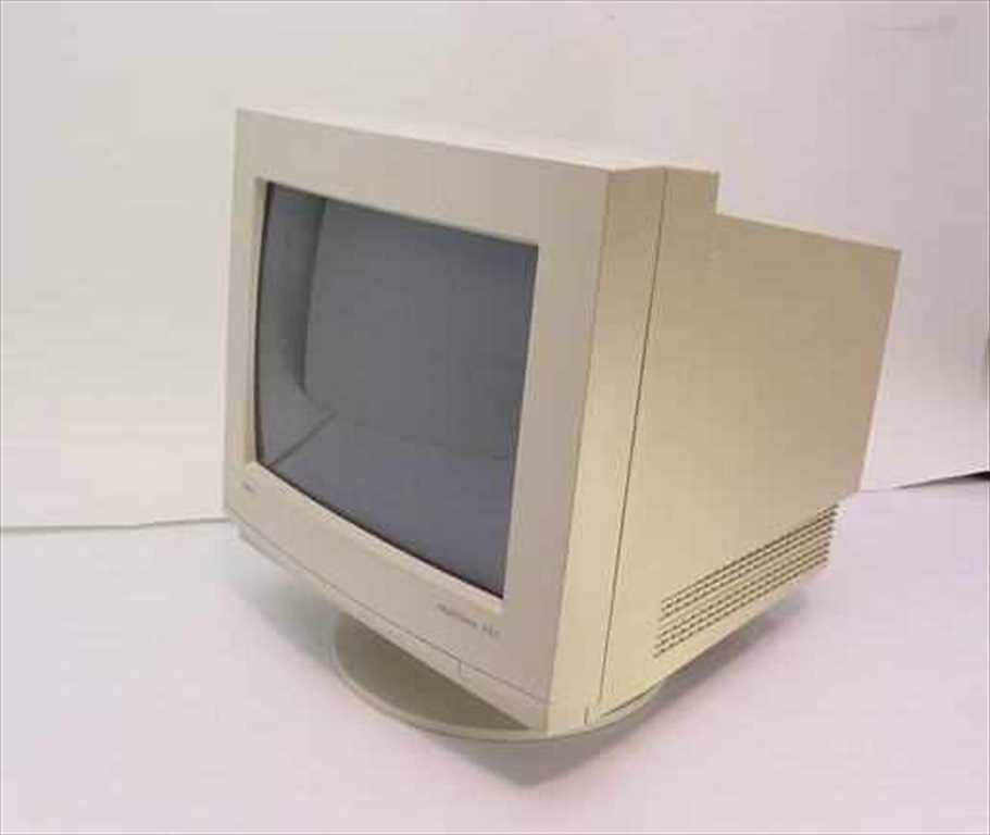 NEC  CRTカラーモニター　15インチ 15インチ CRT カラーディスプレイモニター NEC PC-KD881 PC