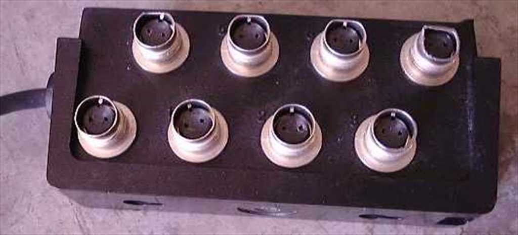 IBM 9406-300 AS-400 Midrange Computer