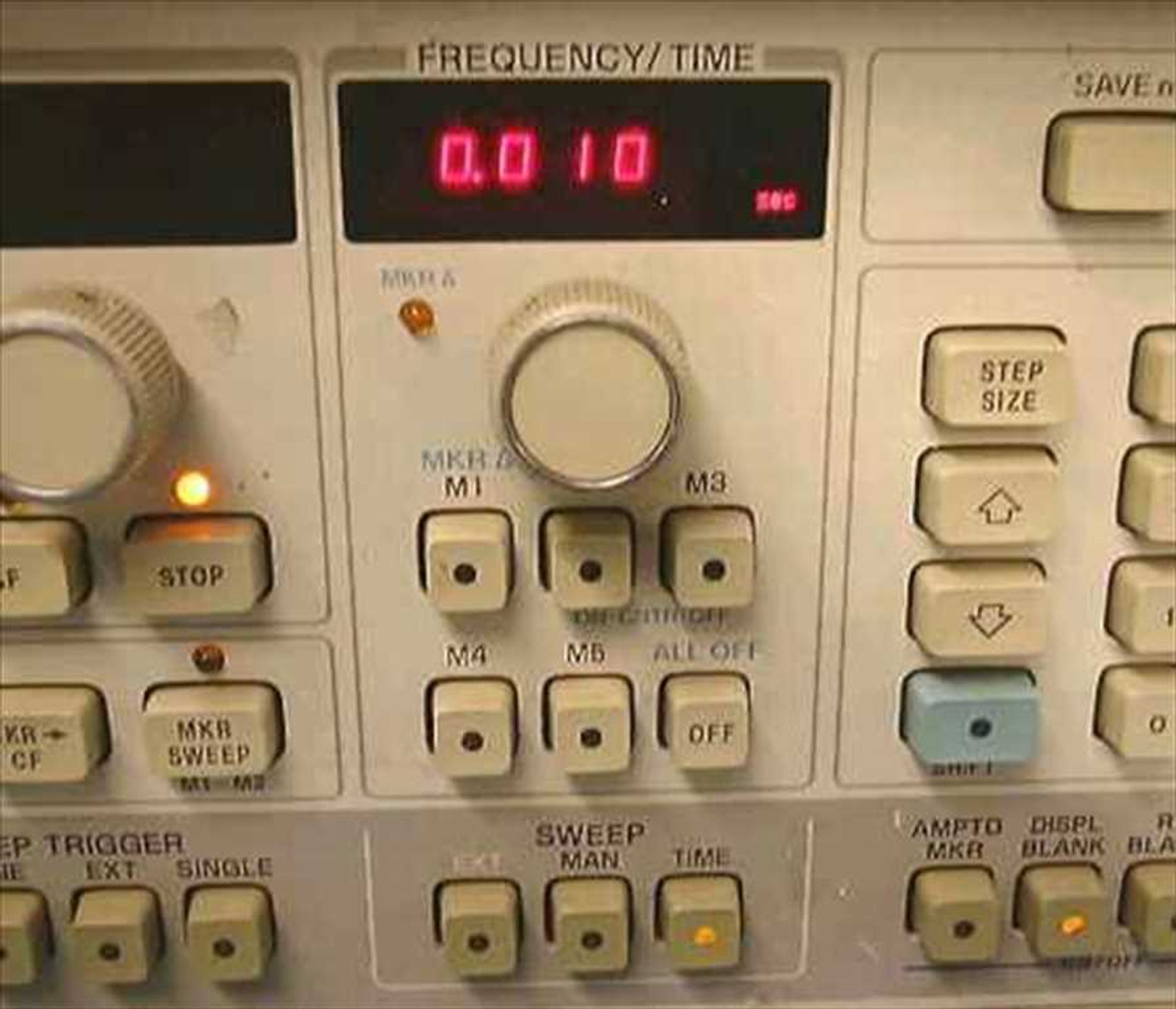 【50％OFF】 HP 8350A Sweep Oscillator Mainframe その他