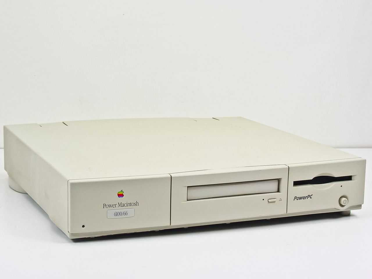 Apple Power Mac 6100/66 M1596 PowerPC Desktop 32MB