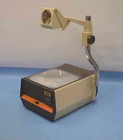 3M 213 Overhead School Classroom Projector