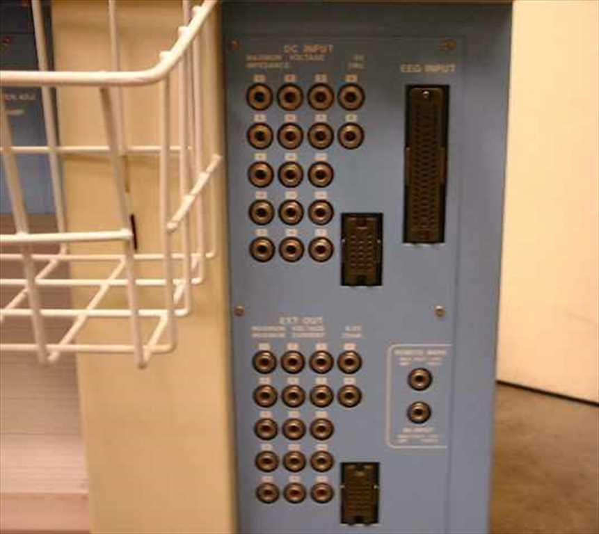 Nihon Kohden 4317B 16 Channel Electroencephalograph (EEG)