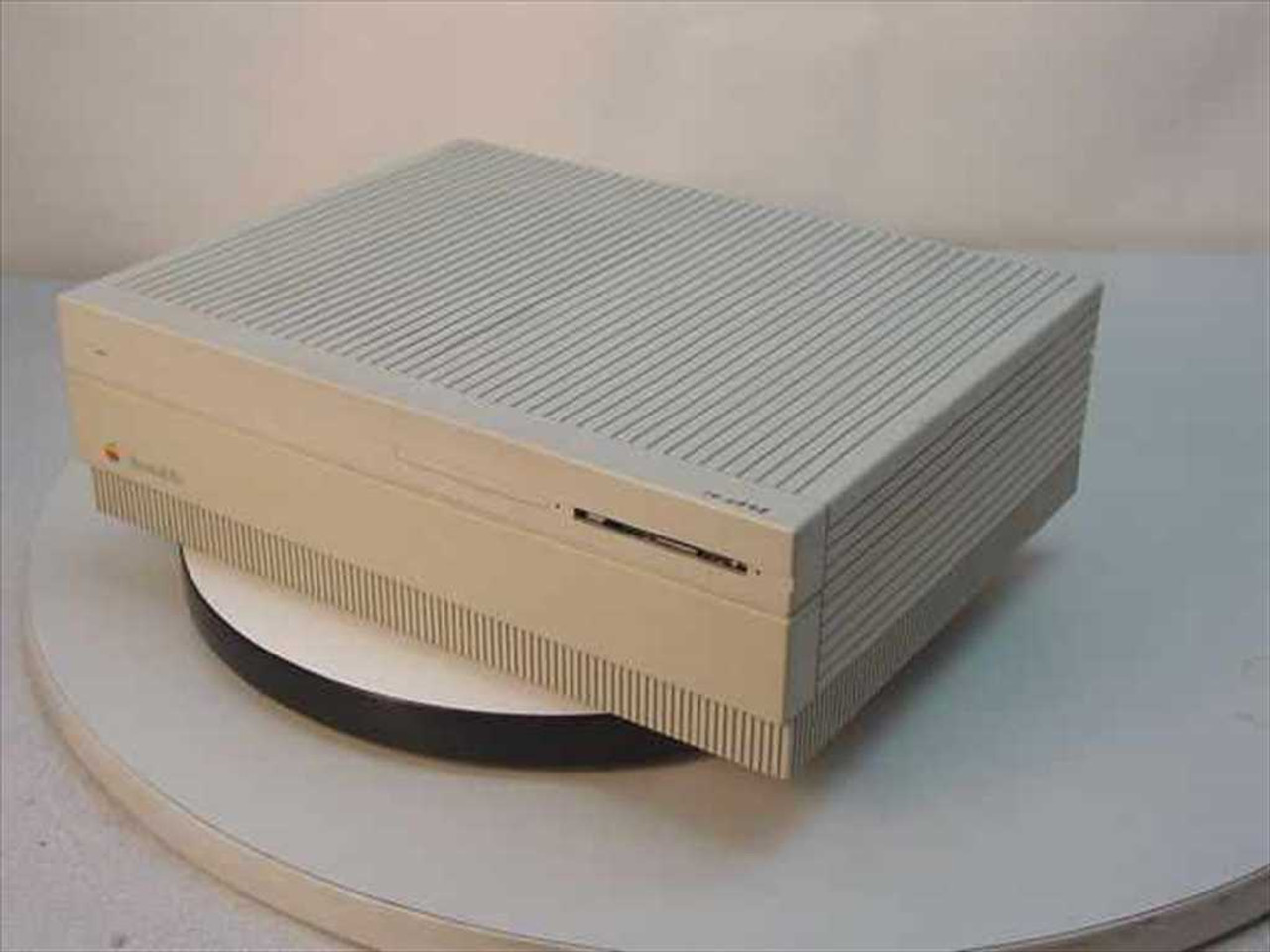 Macintosh ii 本体のみ m5525 Apple M5525 Macintosh IIFX Vintage Computer