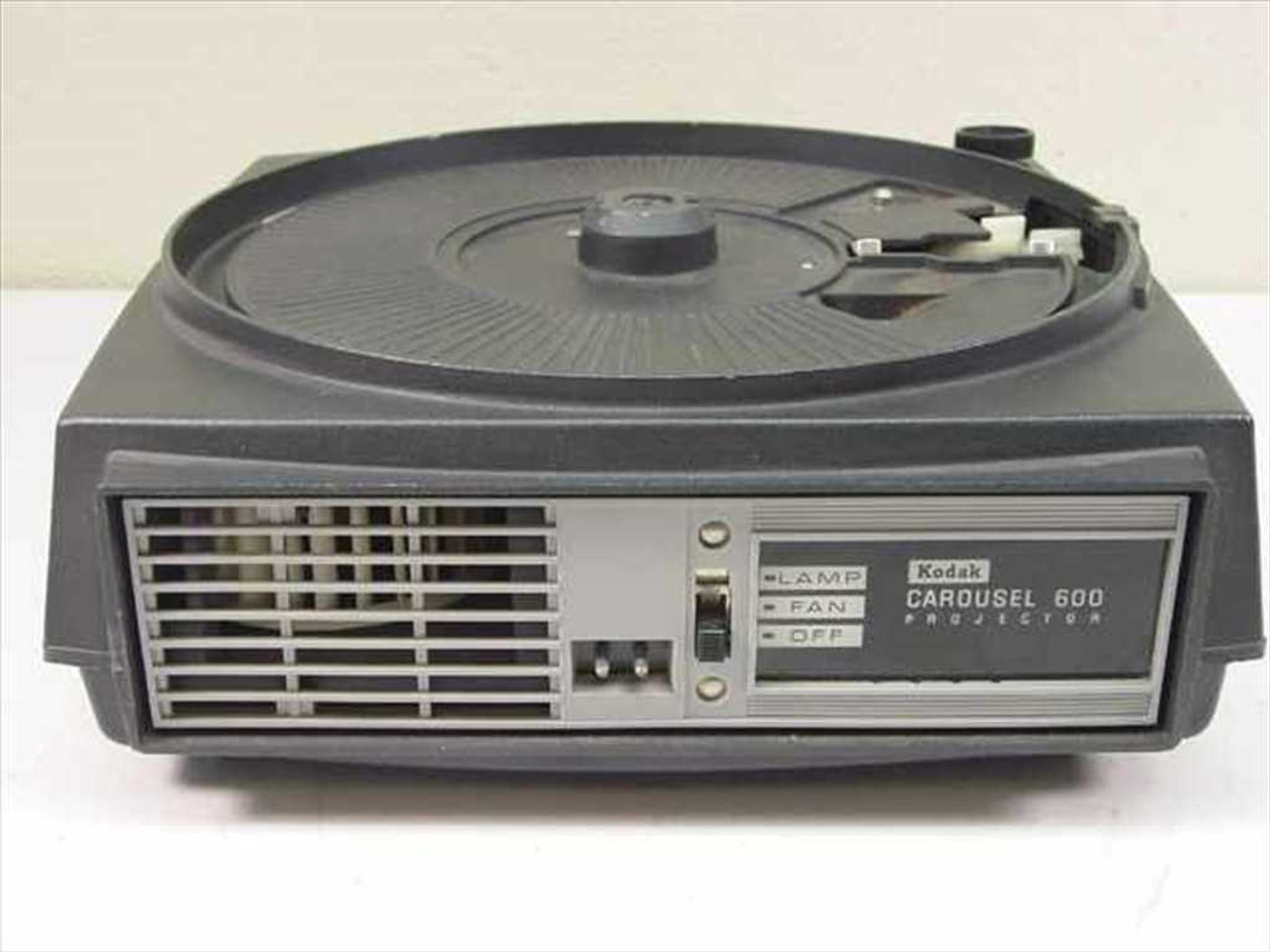 Kodak 600 Carousel Slide Projector Body for Parts or Repair