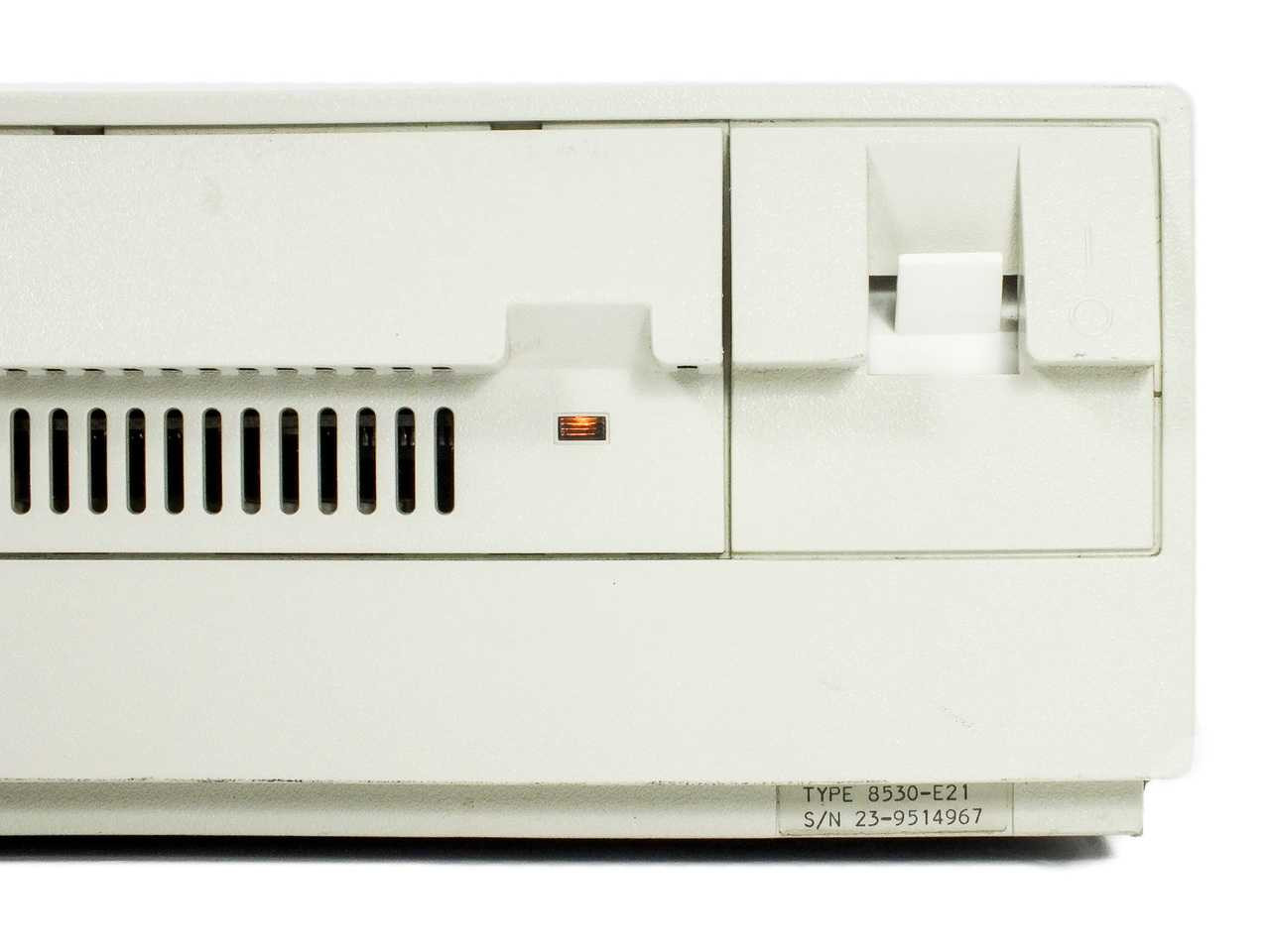 IBM 8530-E21 Model 80286 10MHz PS/2 Computer BOOTS - No Floppy Drive or Key