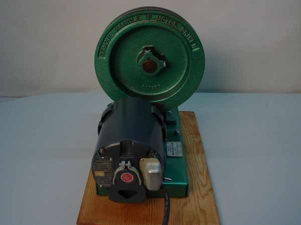 Foley Manufacturing Co. 385 Automatic Hand Saw Retoother