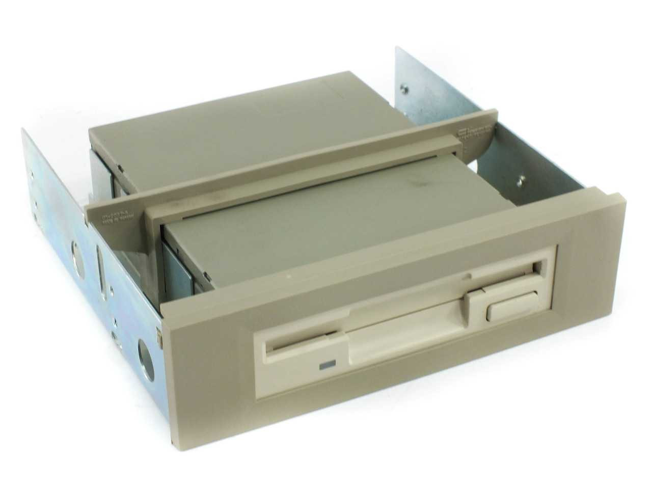 Chinon FZ-357 1.44MB 3.5 Internal Floppy Drive FDD