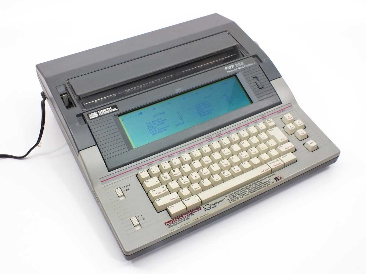 Smith Corona PWP 365 Personal Word Processor Model 5N w/Dust Cover
