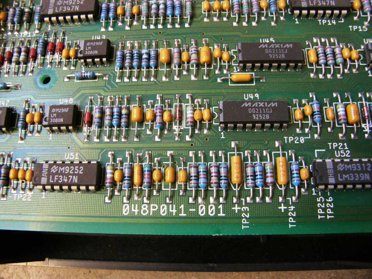 General DataComm 500C/UXR DE-17 v.35 Modem