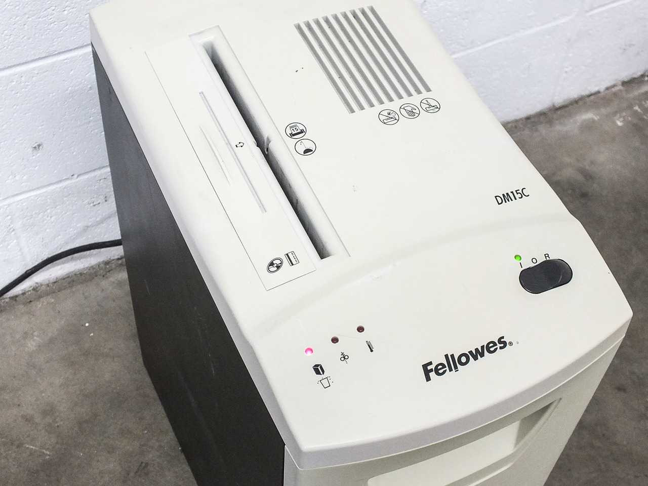 シュレッダー Fellowes A4サイズ対応 オートフィード シュレッダー | Fellowes | 200C-2-R