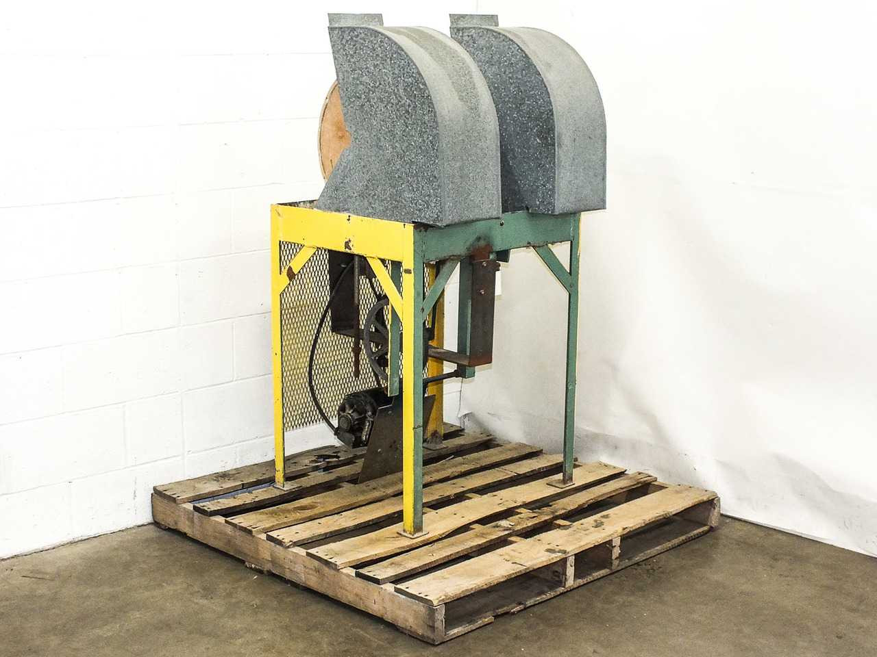 Highland Park Manufacturing Lapidary Bull Wheel Sander / Polisher
