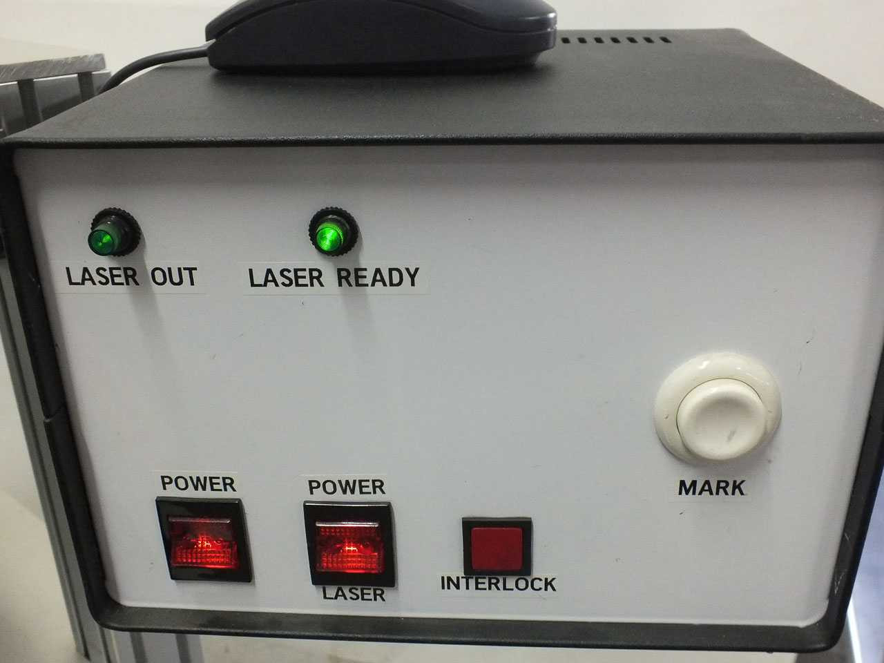 Synrad Fenix Flyer 25W CO2 Laser Marker with 2-Axis Computer