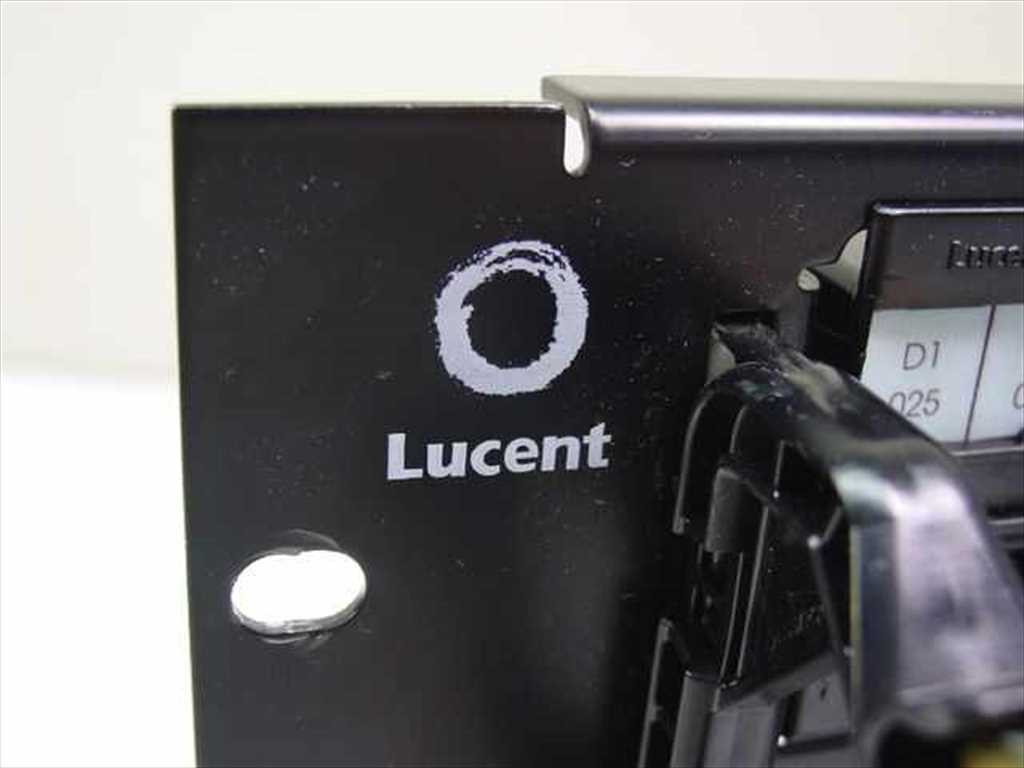 Lucent Telephone Cable Rack Patch Panel for 19