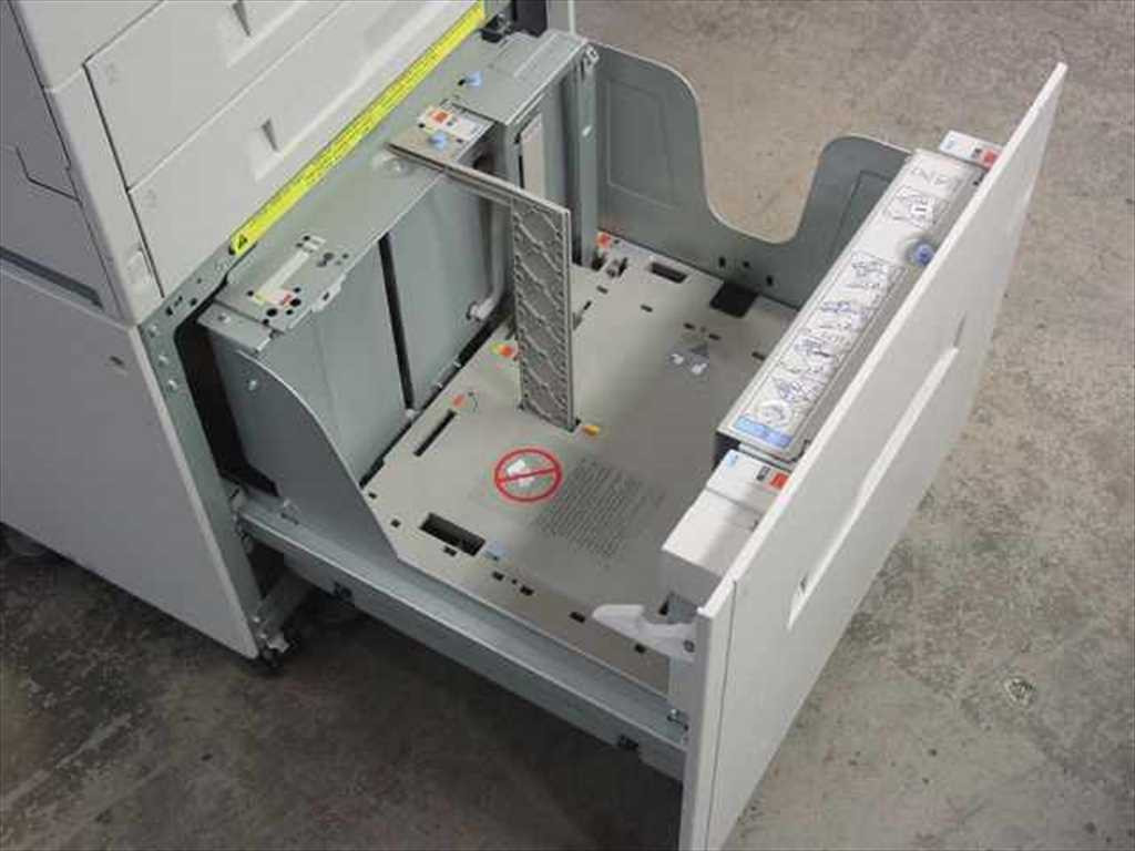 HP 8150DN (C4267A) LaserJet Printer