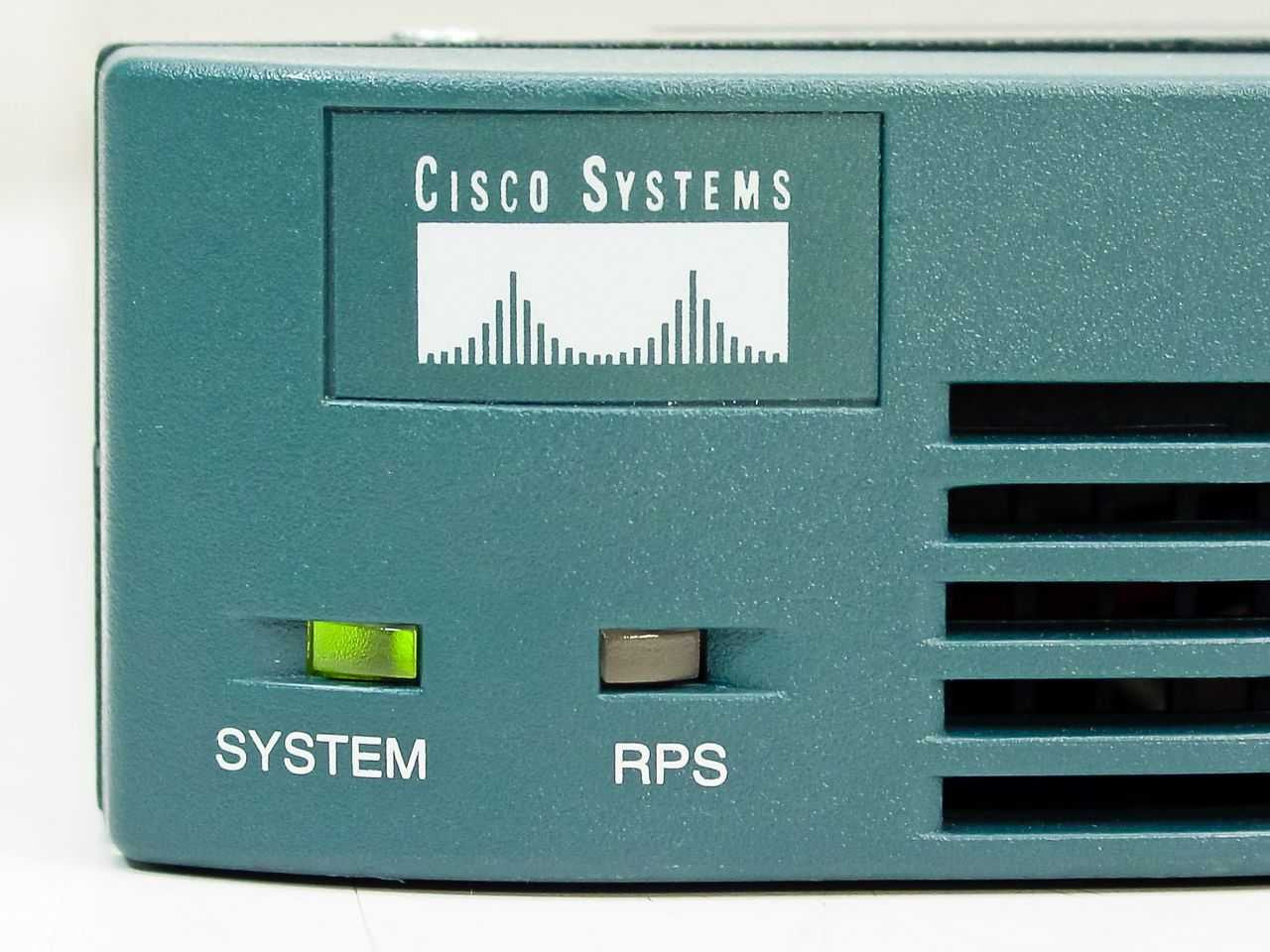 Cisco 3600 Series Router Chassis (Cisco3620)