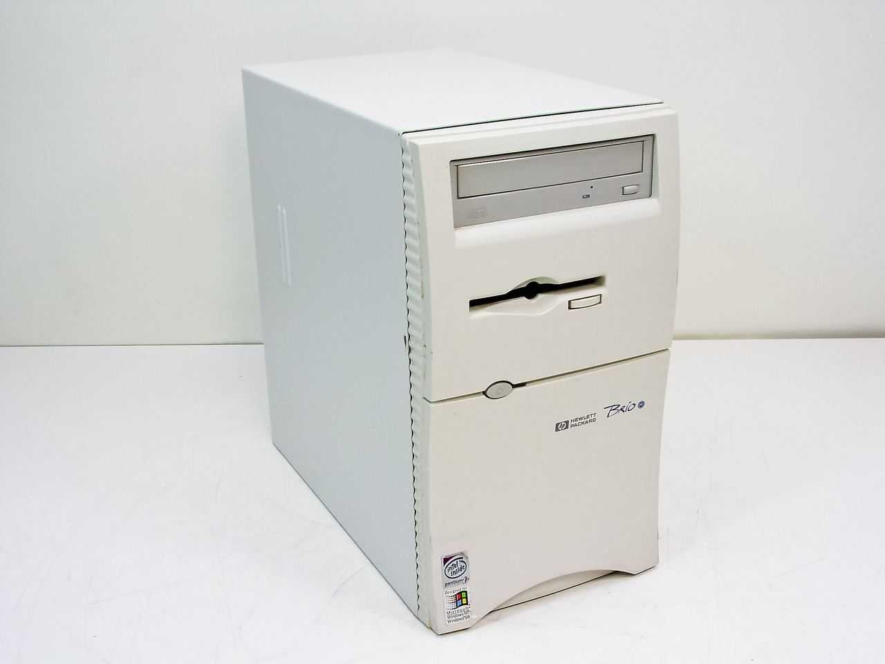 HP Brio 7176 Desktop Tower Pentium II 333MHz 64MB 3.2GB