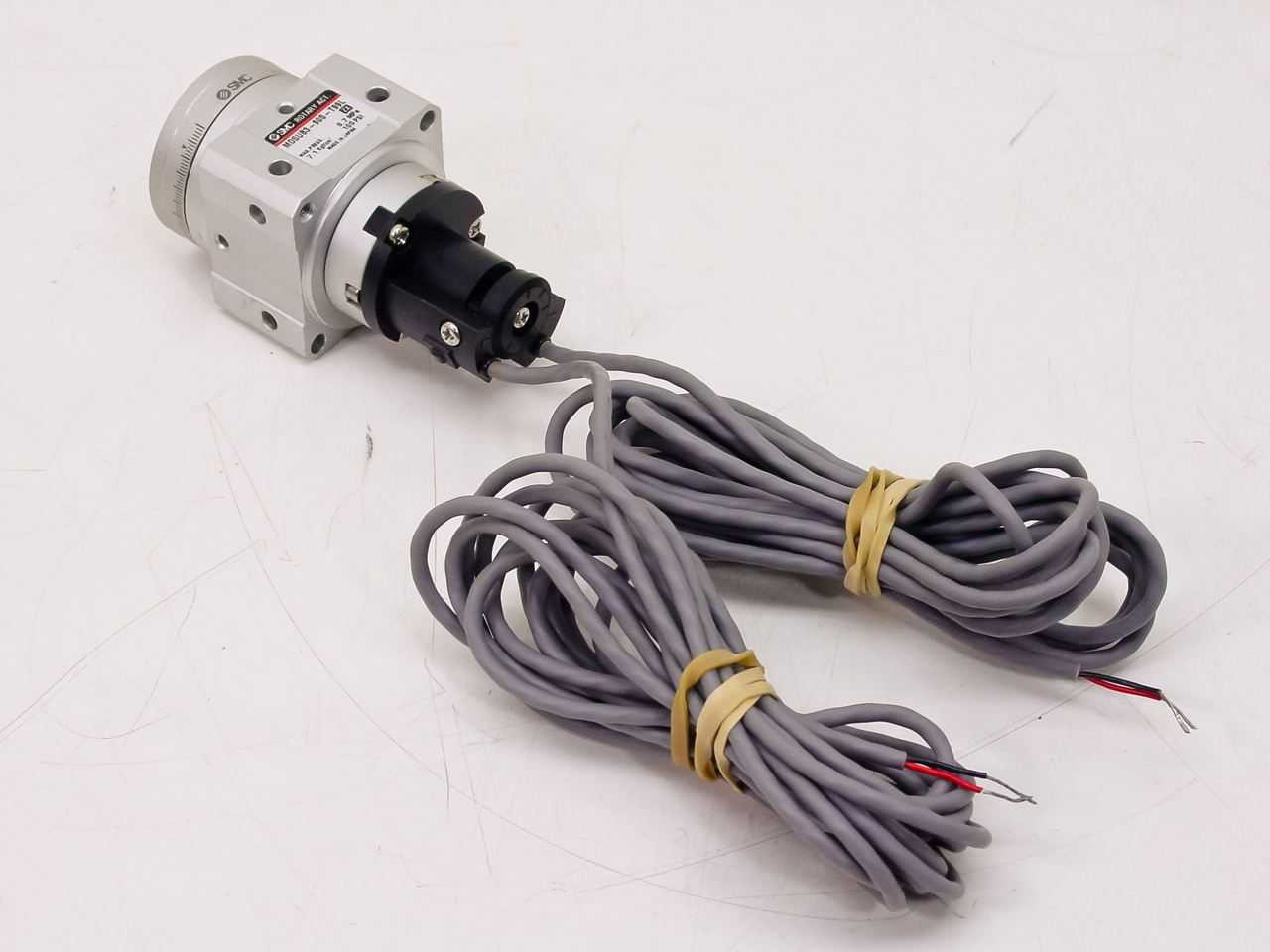 にに SMC Pneumatics ACTUATOR - CYL ROTARY TABLE SGL VANE MDSUB3