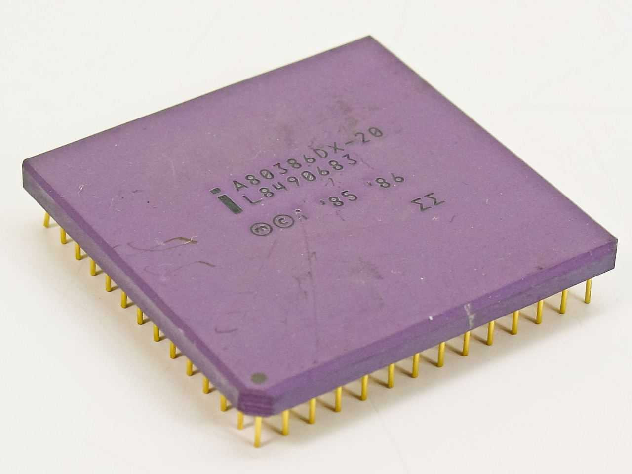 CPU Intel 80386DX 20MHz Intel A80386DX-20 20MHz CPU 386 Processor 32-BIT 5V - GOLD Pins