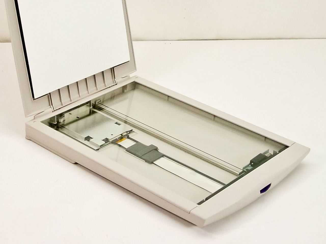 Canon CanoScan FB 630U USB Flatbed Scanner Bus Powered