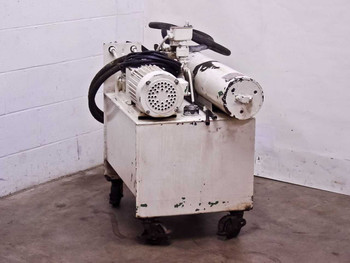 Parker Hannifin hydraulic power unit — right side view showing Lincoln TEFC AC motor, accumulator cylinder, and hydraulic reservoir tank