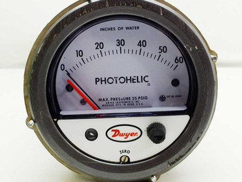 Dwyer A3060 Photohelic Pressure Switch – face-on view showing Dwyer logo, zero knob, and indicator dots
