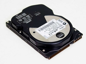 Fujitsu MPA3052AT 5.2GB 3.5-inch IDE hard drive — top/label view showing model and part number sticker
