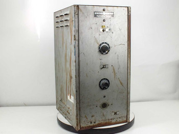 GE General Electric Specialty Control NEMA SH-50 bench welder front panel view showing two control knobs and indicator lights