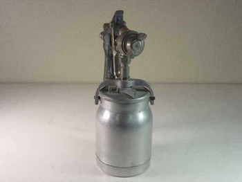 Allied Pneumatic paint spray gun with 1-quart aluminum siphon cup — front three-quarter view