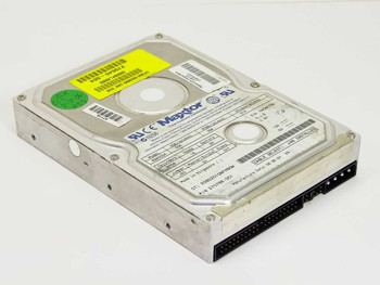 Maxtor 82400D4 2.4GB 3.5-inch IDE hard drive – top label view showing Compaq spare tag 296679-001