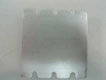 Vicor VI-RAM-C1 Ripple Attenuator Module – underside view of aluminum heatsink/mounting plate