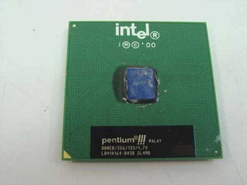 Intel Pentium III SL4MB CPU top view showing 800EB/256/133/1.7V processor markings and Intel logo