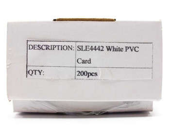 Close-up of white box label reading SLE4442 White PVC Card, QTY 200pcs