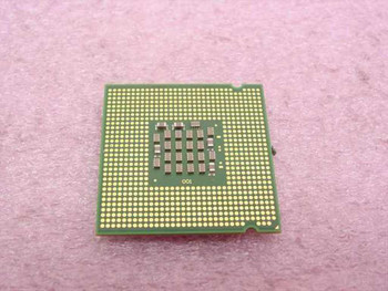 Intel SL7PU Pentium 4 530J Socket 775 CPU — land-side (bottom) view showing LGA775 contact pads