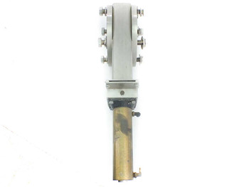 GNB G3PSO vacuum gate valve – top/side view showing stainless steel flange face with bolt pattern and brass actuator assembly