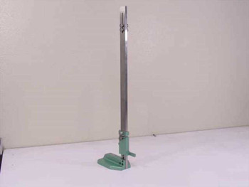 Kanon 181N vernier height gauge on green cast stand, second full front view showing column and base detail