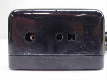 Elowi ME410 Netzgerat AC power supply rear panel showing bare output pin post and square output port opening