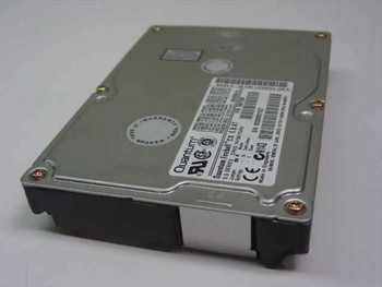 Quantum Fireball CX 6.8AT 3.5-inch IDE hard drive – top cover view showing Quantum label and drive housing
