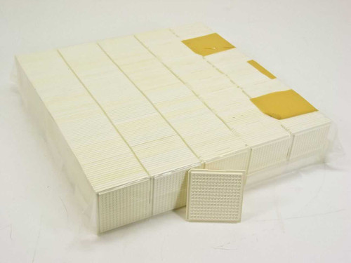 Fluoroware H20-RW056 Stat Pro 400 wafer carrier tray bottoms – lot of 500 units in stacked bundles with one carrier shown separately in foreground