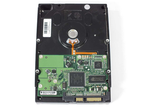 Seagate ST3160812AS – PCB and actuator arm view showing IronTech controller chip and SATA power connector
