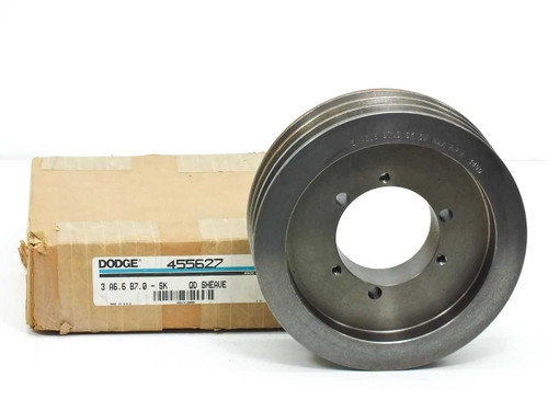 Dodge 455627 3-groove QD sheave shown next to original Dodge cardboard box with label reading 3 A6.6 B7.0 SK QD Sheave