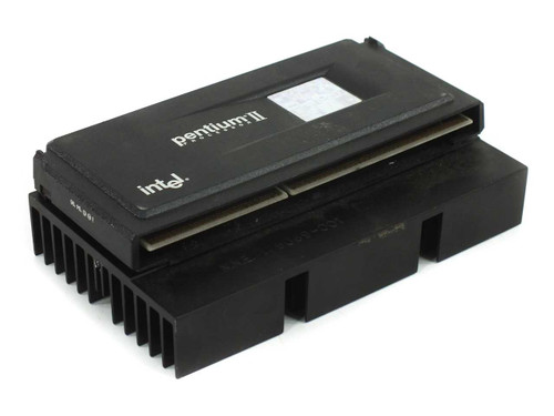 Intel Pentium II SL2HE 266MHz Slot 1 CPU with passive heatsink attached – top angled view showing Intel Pentium II branding