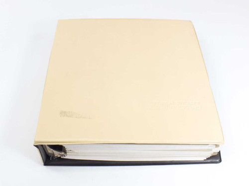 HP E1326B E1411B User's Manual — full binder closed, cream cover with black spine