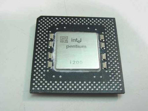 Intel Pentium i200 processor front view showing Intel Pentium branding and ceramic heat spreader