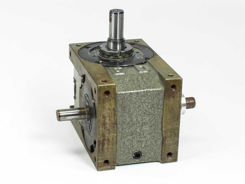 Sandex 6D Rotary Indexing Drive 08182R-L3A1 – opposite three-quarter view showing side input shaft, rear face, and vertical output shaft