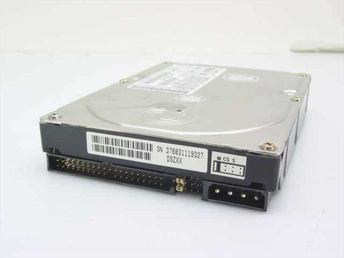 Quantum Fireball EX 6.4AT 3.5-inch IDE hard drive – front/connector view showing 40-pin IDE connector and 4-pin Molex power connector with jumper block