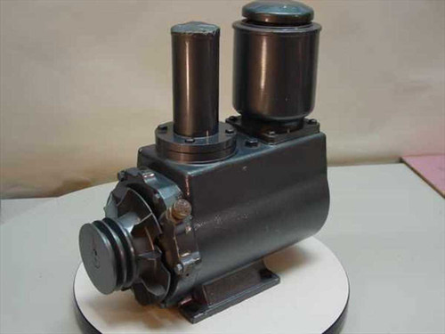 ULVAC D-950 Oil Rotary Vacuum Pump - Rebuilt - No Motor Included