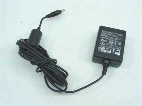 Compaq 164410-001 AC Adapter 10VDC 1.5A Barrel Plug