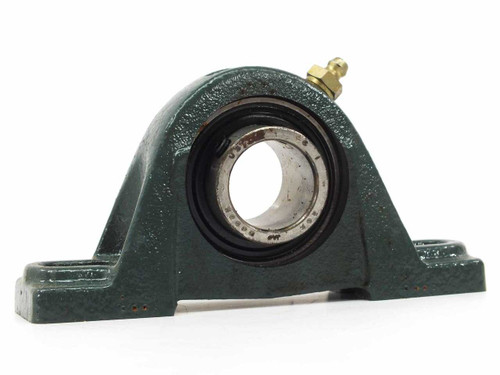 Dodge P2B-8C-100 pillow block bearing – right side view showing bearing inner ring and setscrew detail