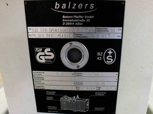 Balzers Pfeiffer DUO 016B rating plate showing model DUO 016B, PK D44 821, 208V, 3.5A, 0.55kW, 60Hz, IP 55 protection, TÜV GS and BZ 43 certifications