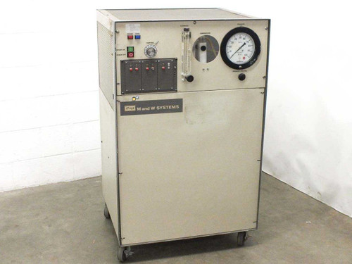 M&W Systems RPC17-A-C-DI-CD-LI-AA5 Flowrite Recirculating Chiller – front panel view showing controls and pressure gauge